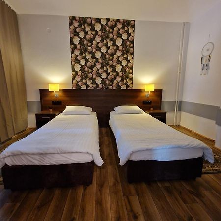 Peters Otel Turawa Dış mekan fotoğraf